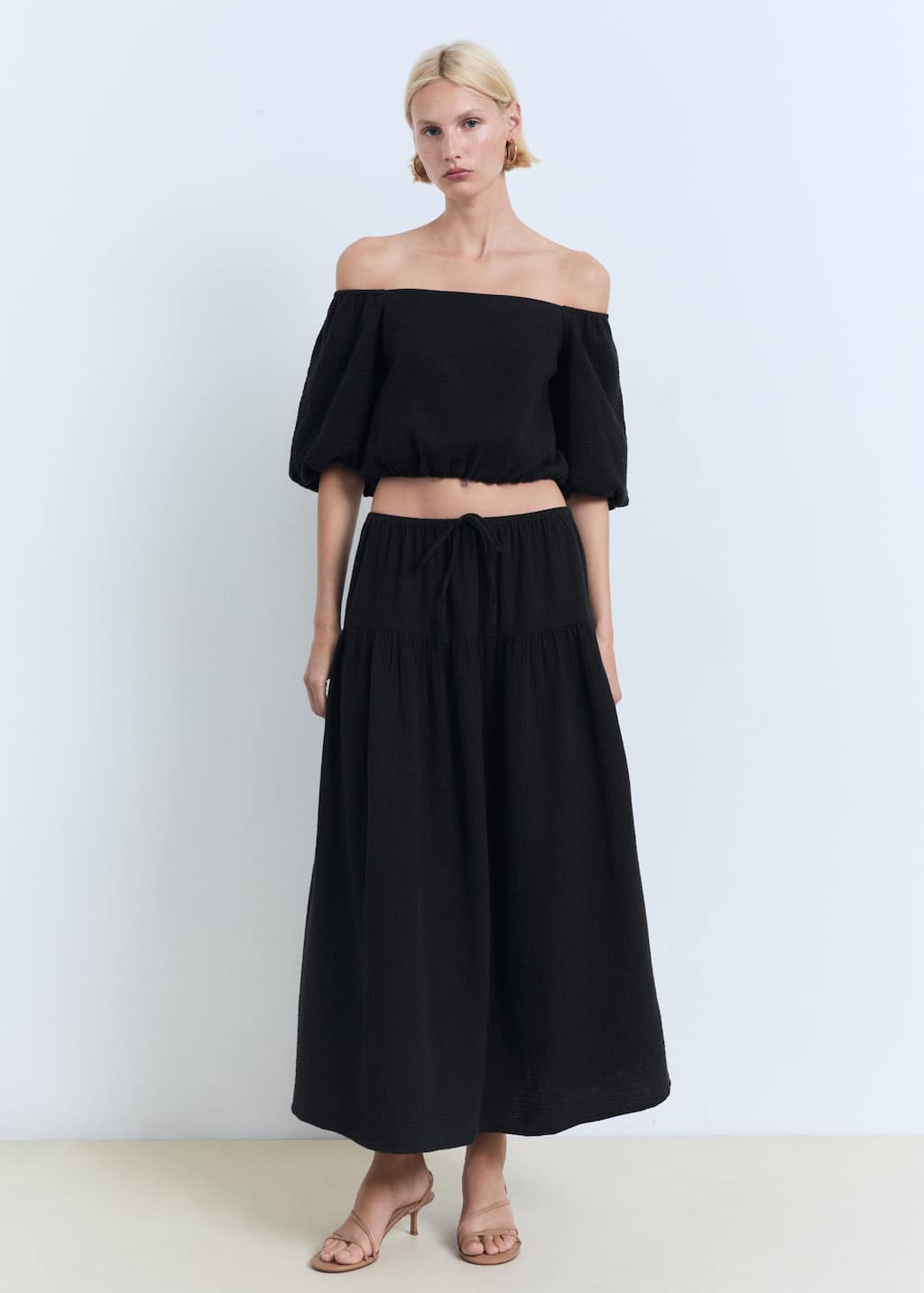 Mango Puffy Strapless Blouse Black