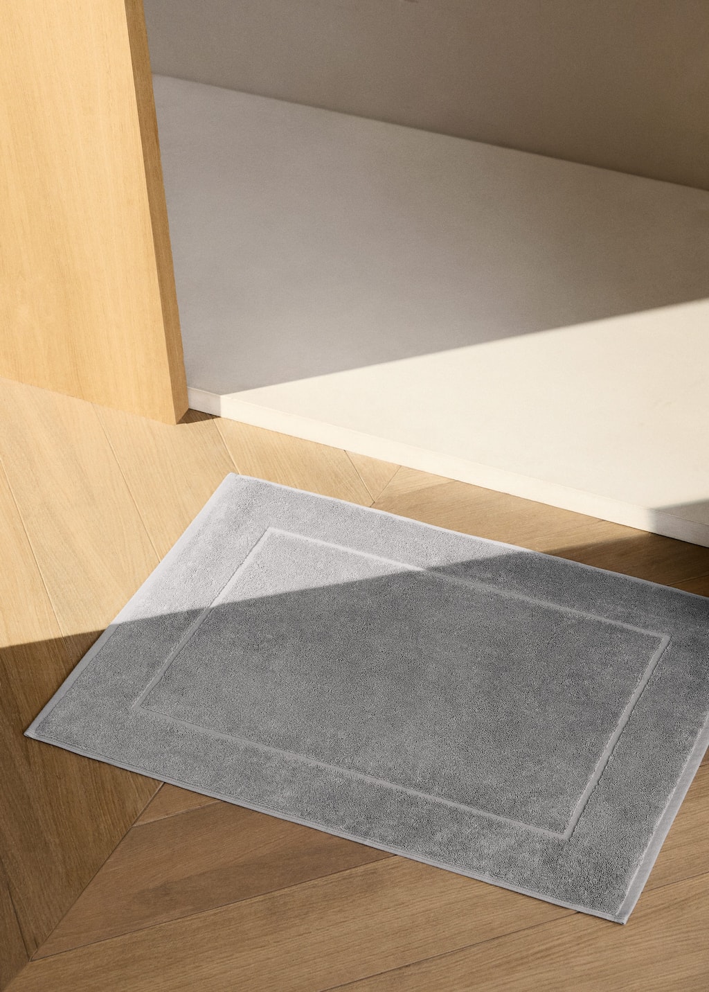Mango Home Rug (bath) Grey