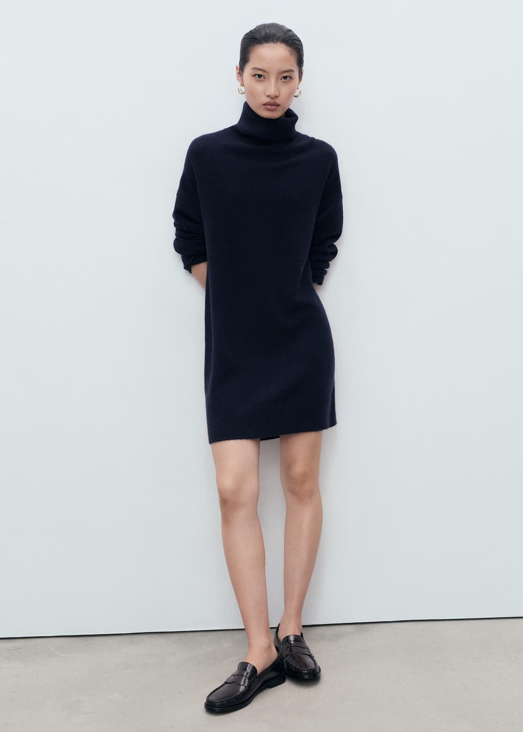 Short knitted turtleneck dress