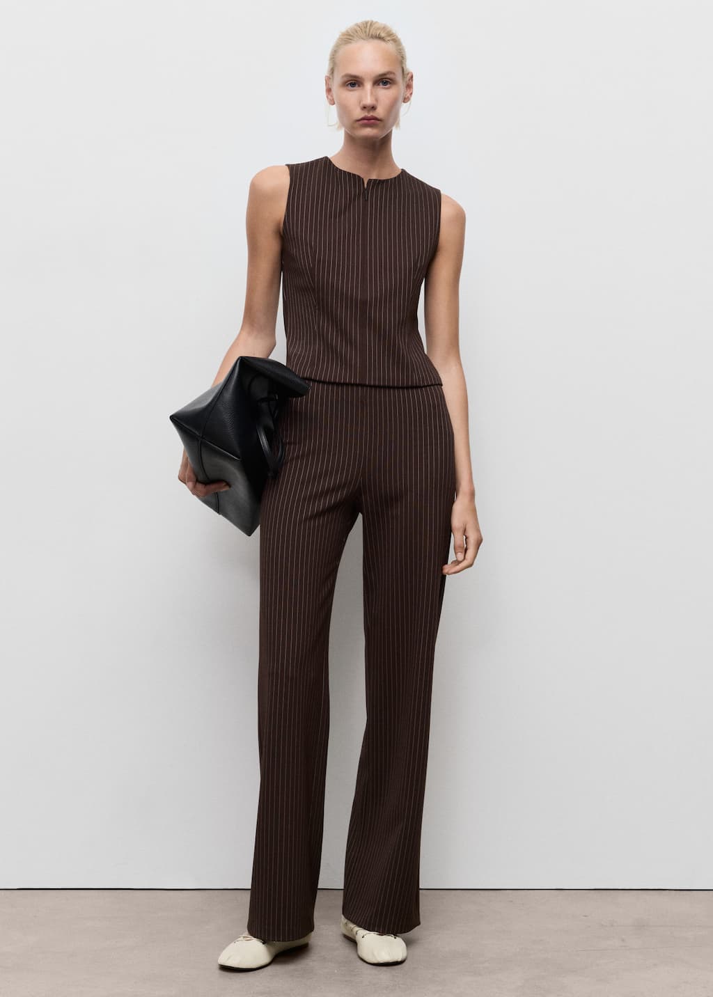 Mango Straight-fit Pants With Elastic Waist In Brown