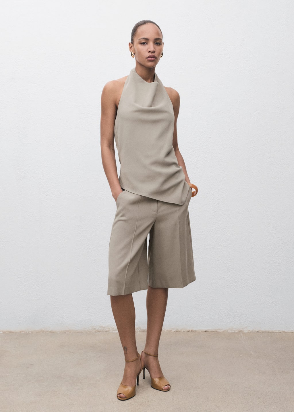 Mango Mid-rise Bermuda Shorts In Gray