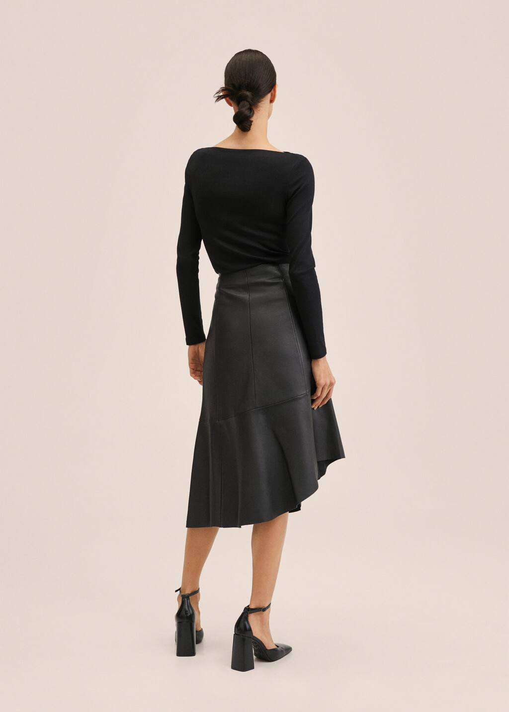 Mango Longsleeve tshirt with ruffles 27013260 99