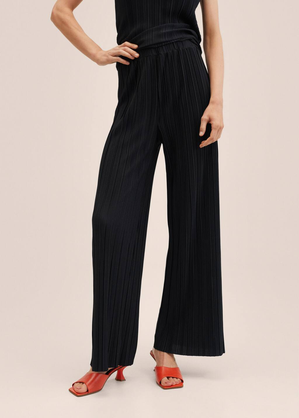Pantalón wideleg plisado - Mujer | Mango México