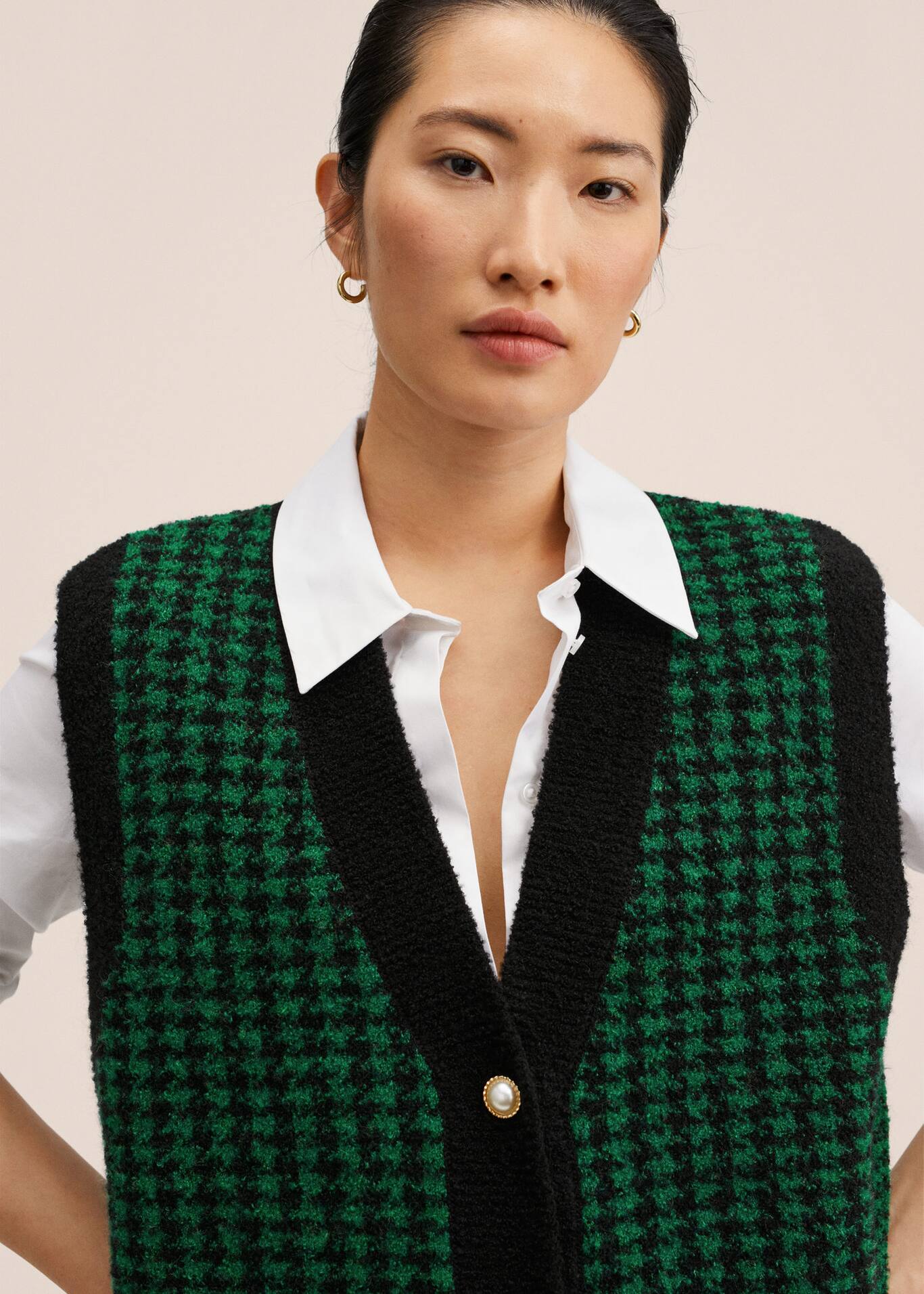 Houndstooth vest - Women | MANGO OUTLET USA