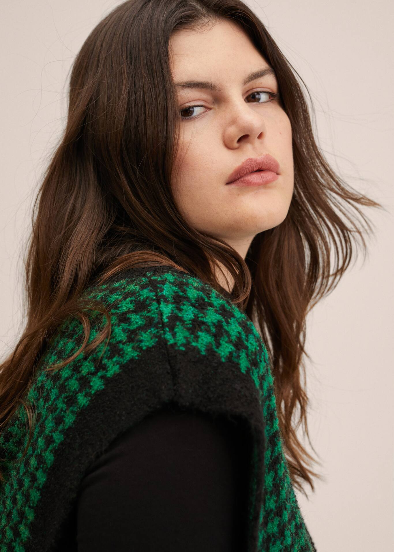 Houndstooth vest - Women | MANGO OUTLET USA