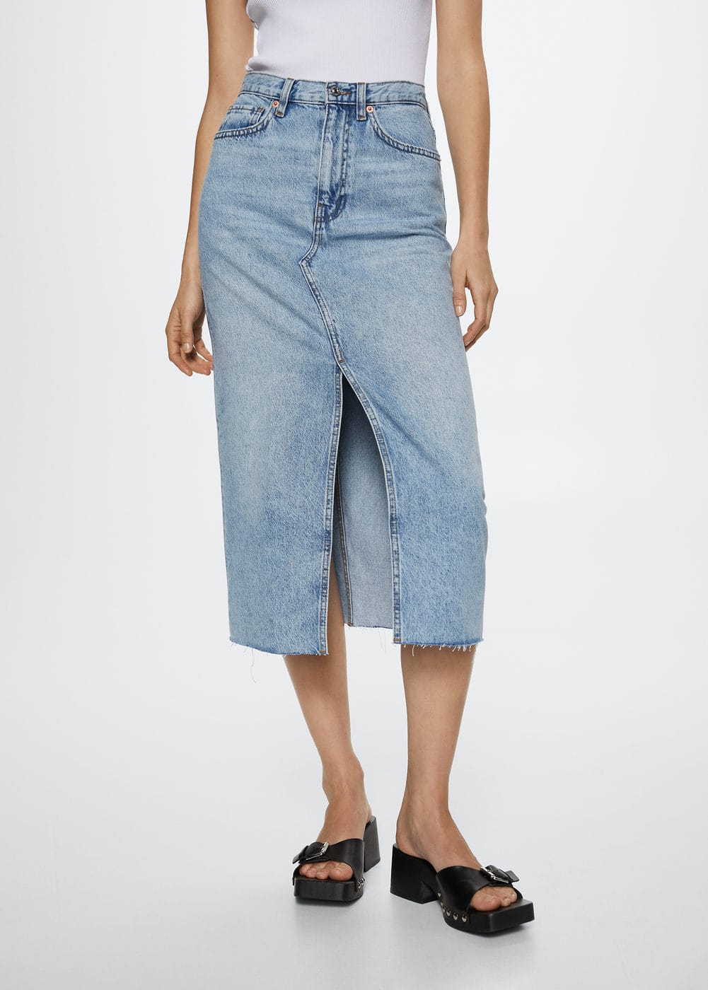 Slit denim skirt Woman Mango