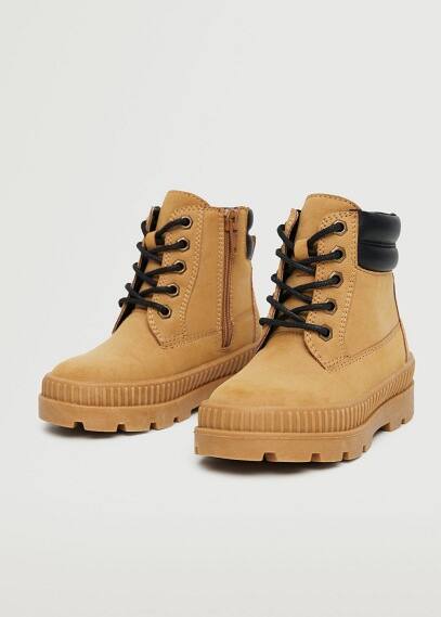 Stivali montagna lacci