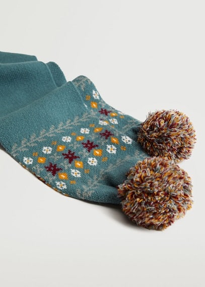Sciarpa in maglia pompon