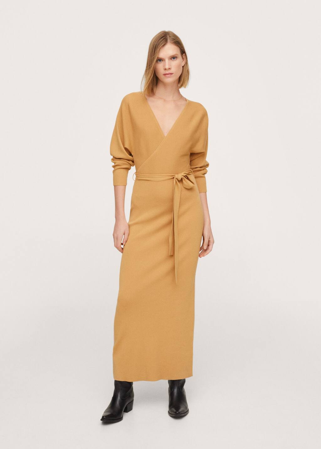 robe cache coeur mango