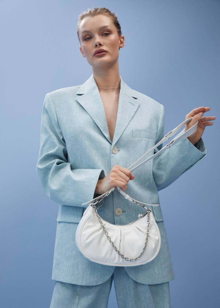 Chain cross body bag Woman MANGO OUTLET Greece