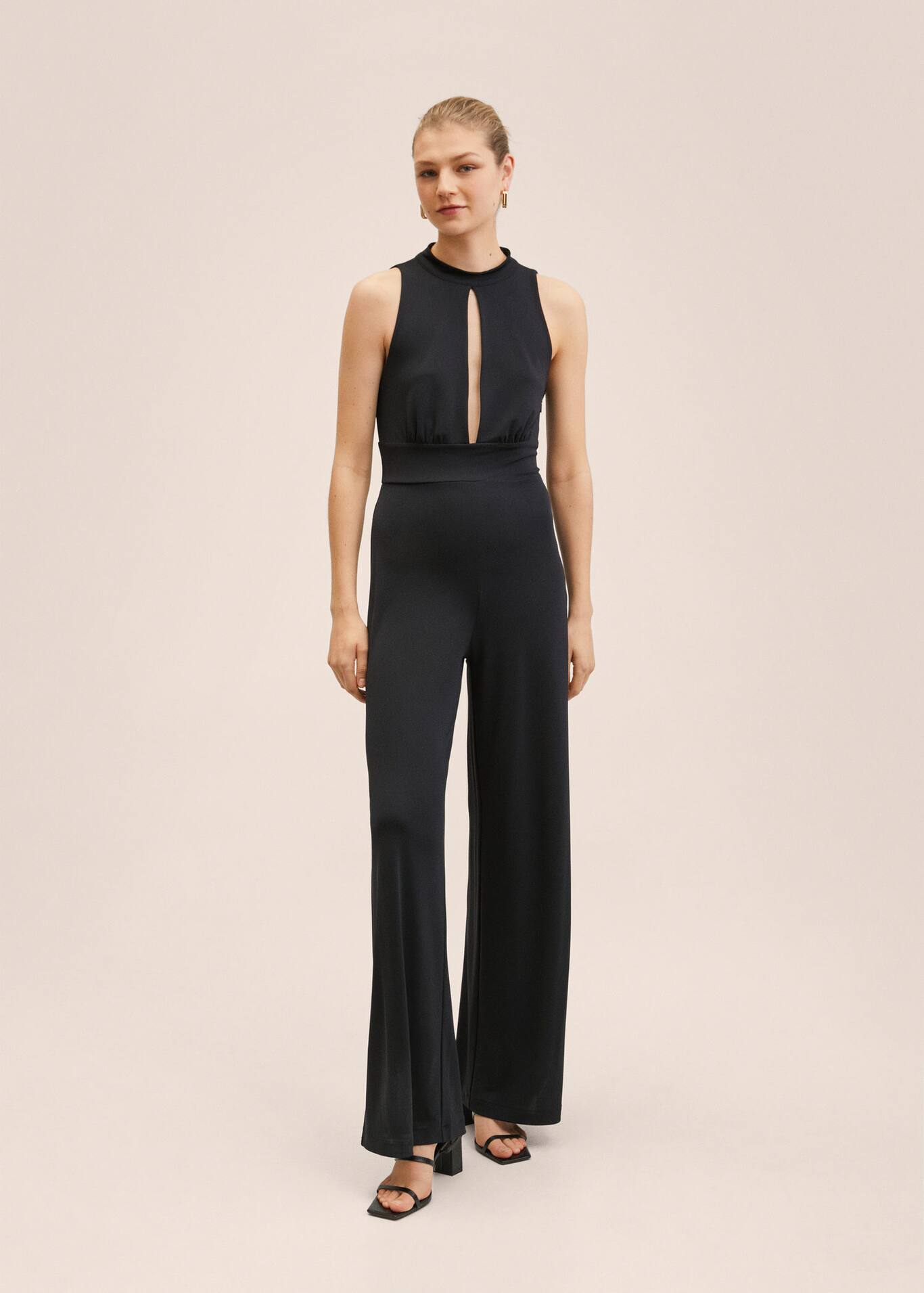 Cutout detail jumpsuit Woman MANGO OUTLET Greece