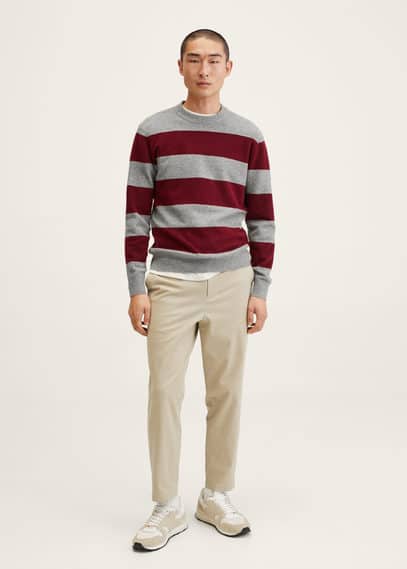 Pullover texture rigata