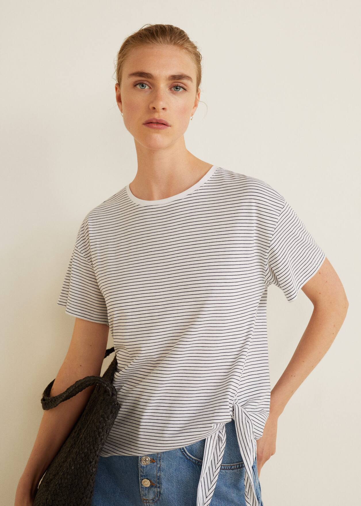 보우 코튼 티셔츠