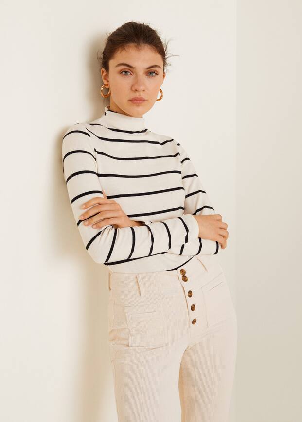 스트라이프 터틀넥 티셔츠