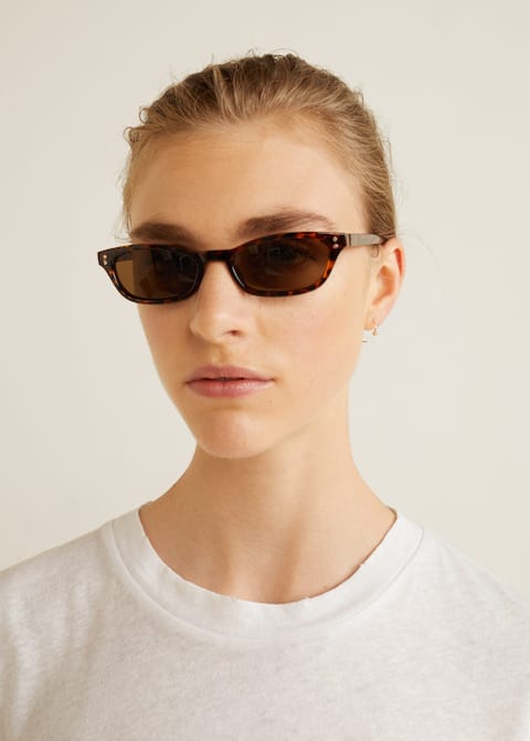 Hoornachtige zonnebril