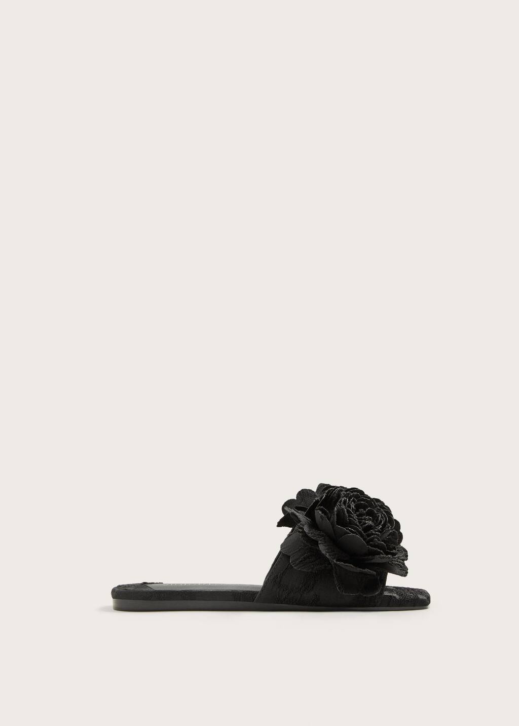Sandal med blomsterapplikasjon Store størrelser | OUTLET Norge Sko Store størrelser | OUTLET Norge