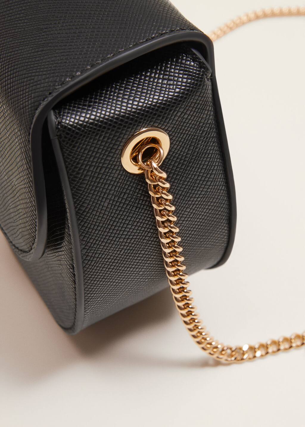 chains bag