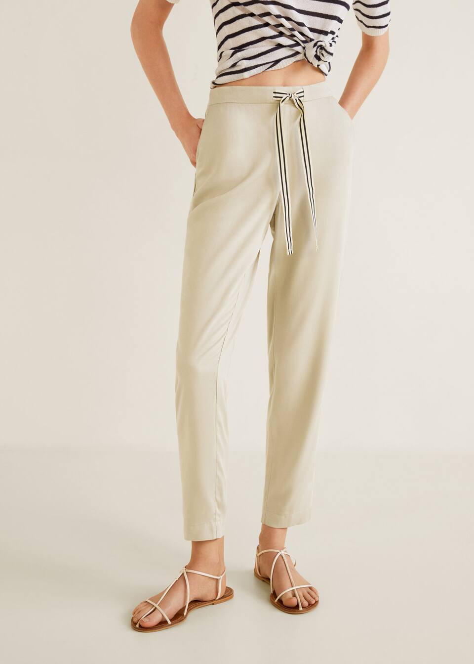 드로스트링 플로위 트라우저