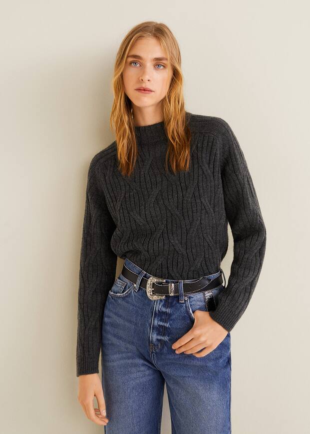 꼬임 니트 스웨터