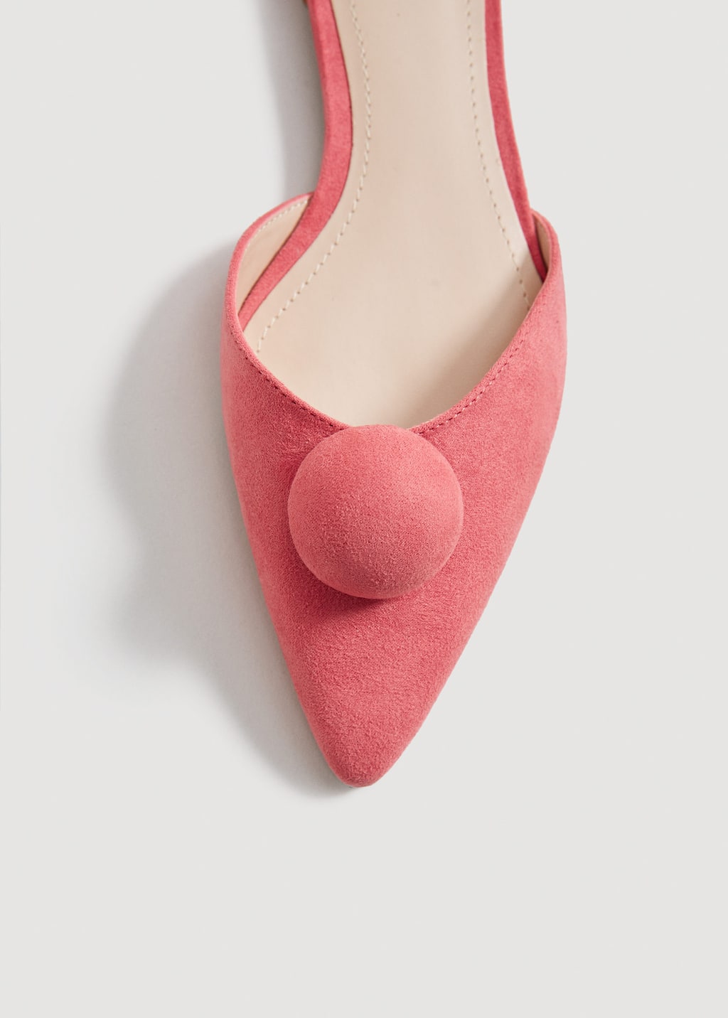 pink pointed flat shoes