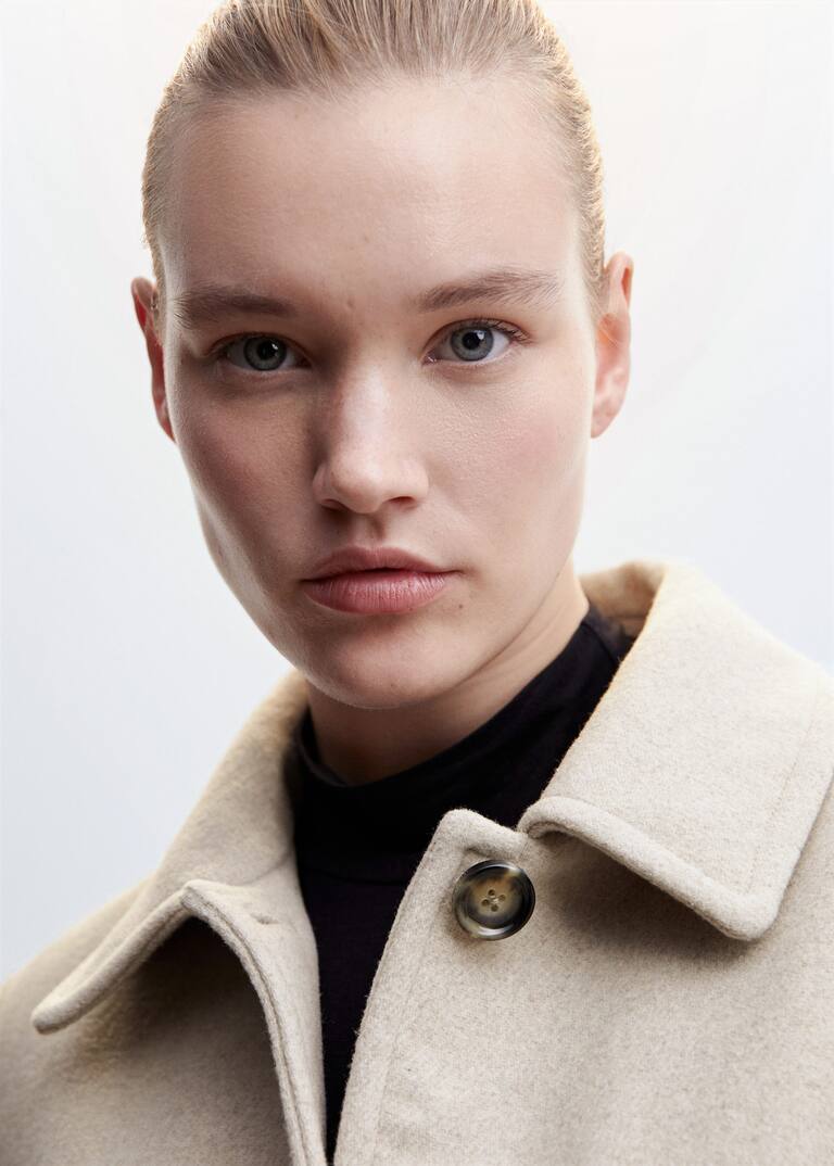 Buttoned wool coat Women Mango USA