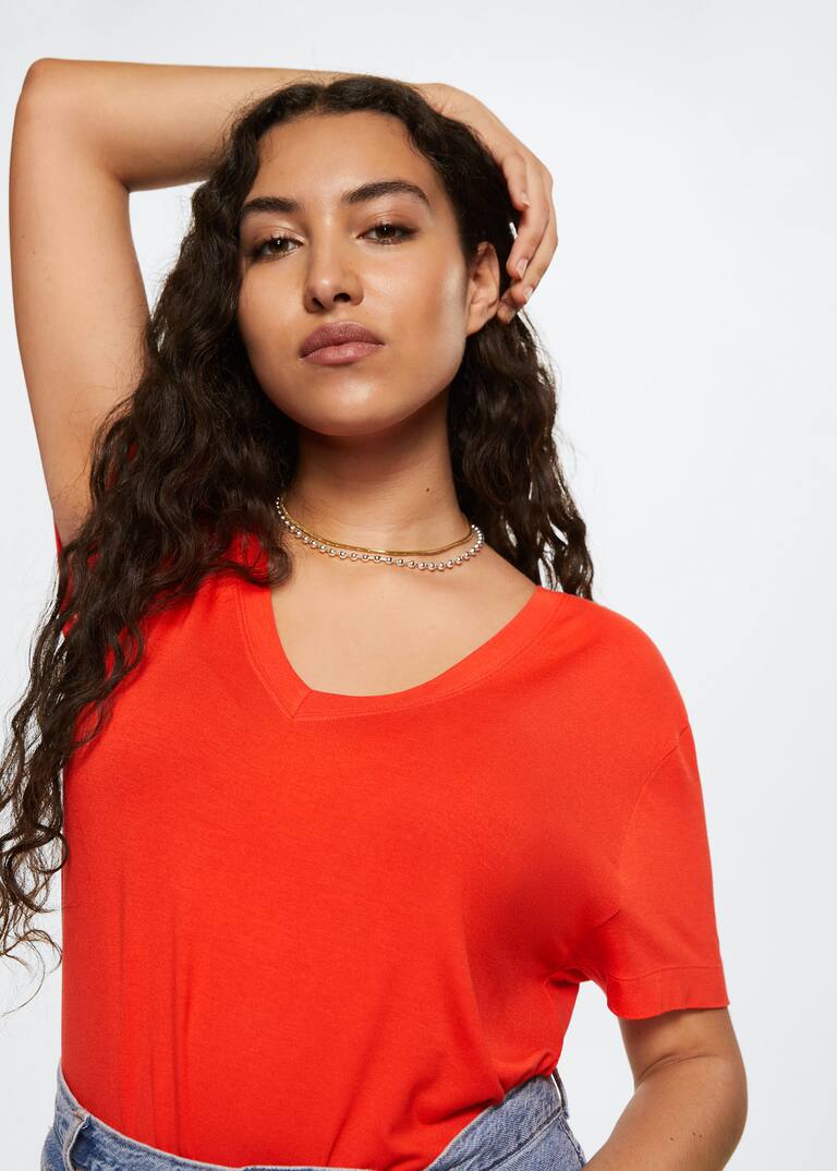 Vneck flowy tshirt Women Mango United Kingdom