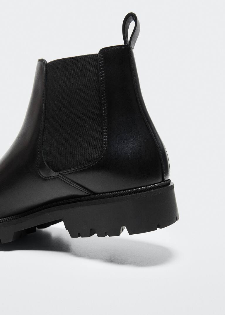 chelsea boots track sole