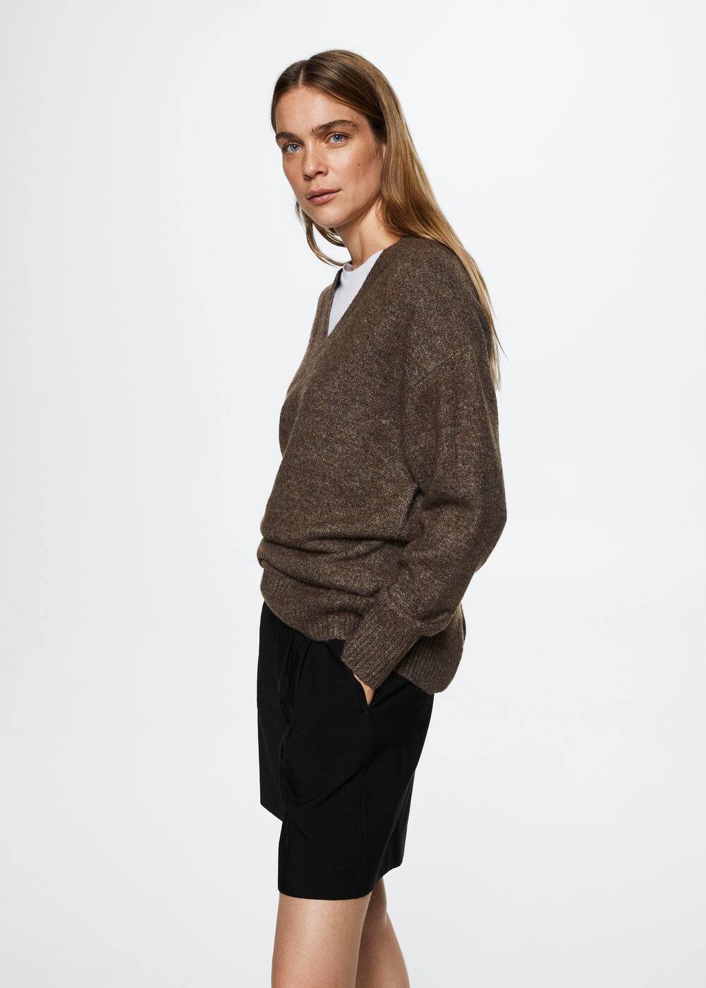 V-neck sweater -  Women | Mango USA