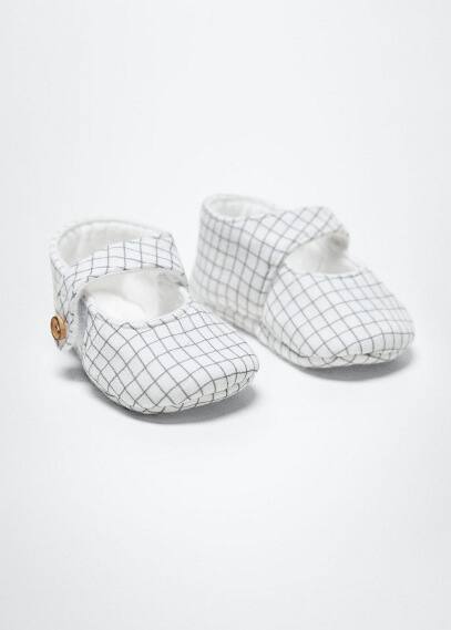 รองเท้าผ้าฝ้ายลายตาราง