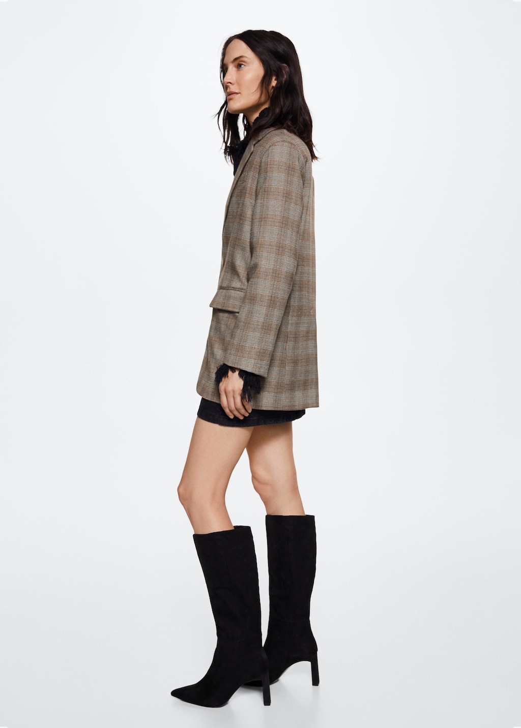 Mango Crocodile effect knee boots with a stiletto heel and pointed toe. They have a tall knee-high leg. They have a 9cm high Square heel.