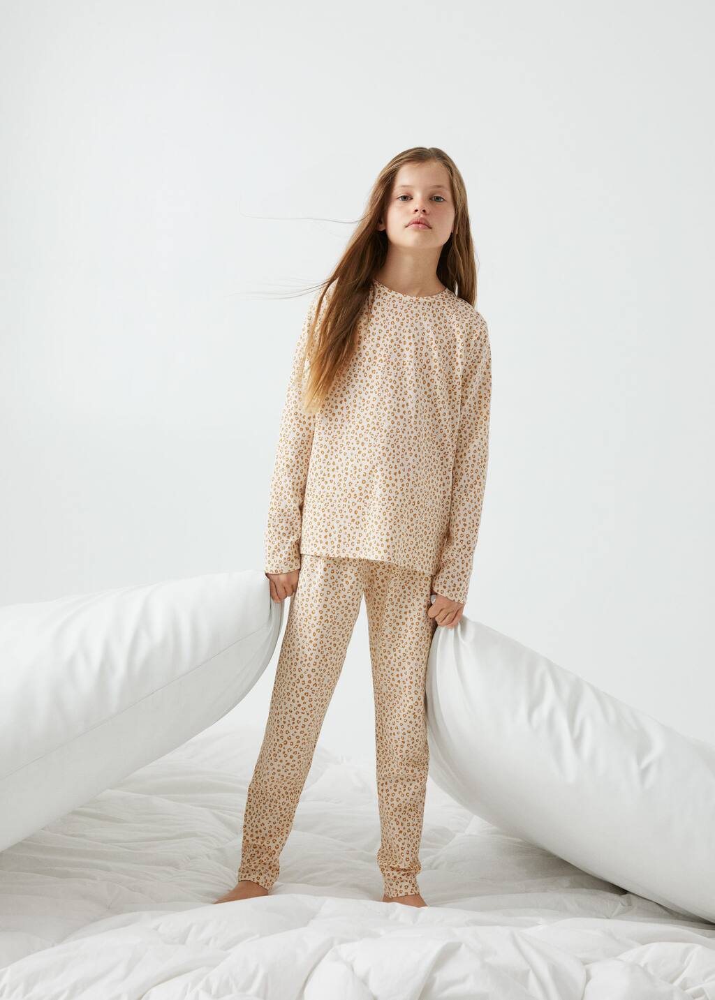 Mango Printed long pyjamas 37045927 16