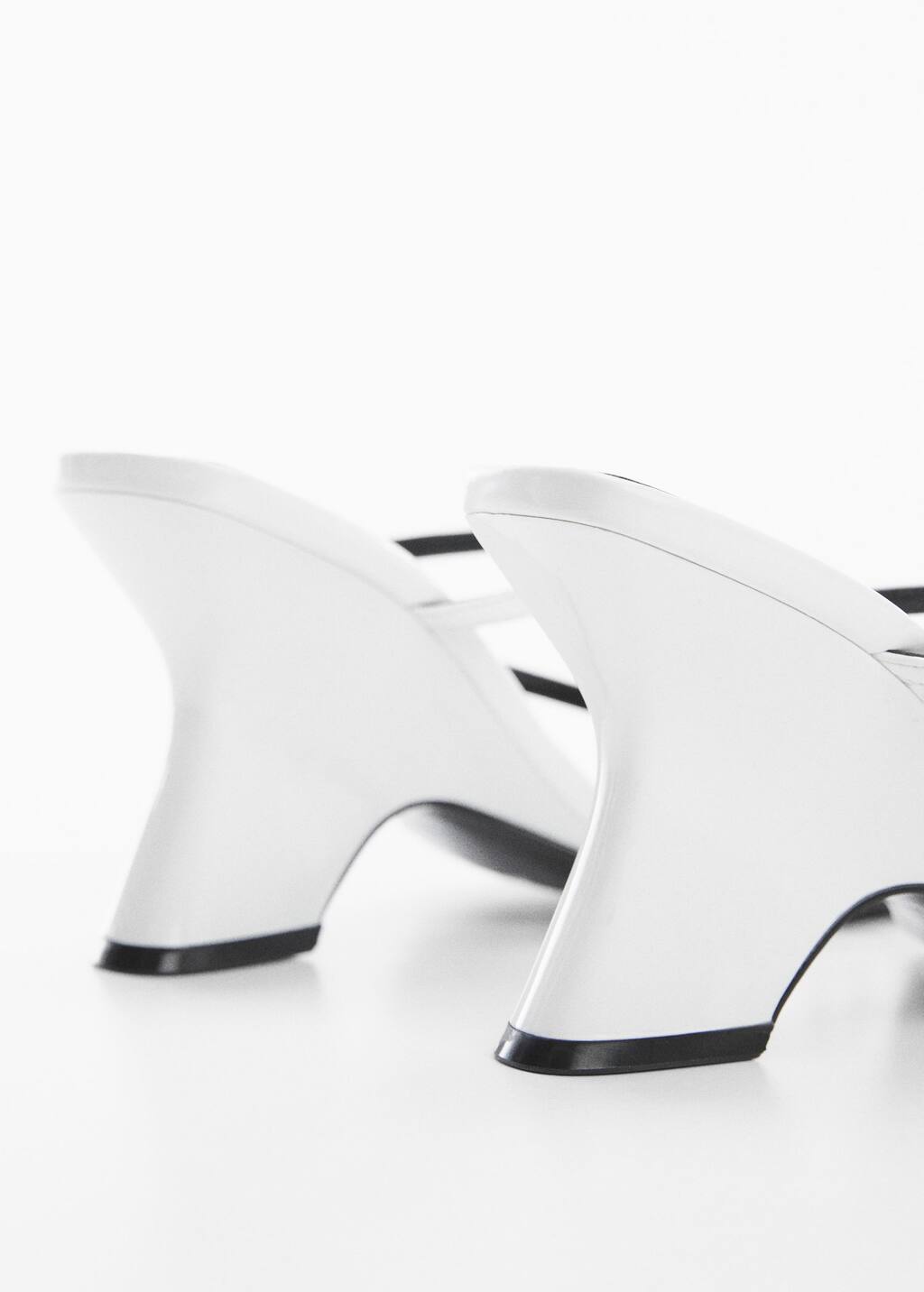 mango sandales a talon