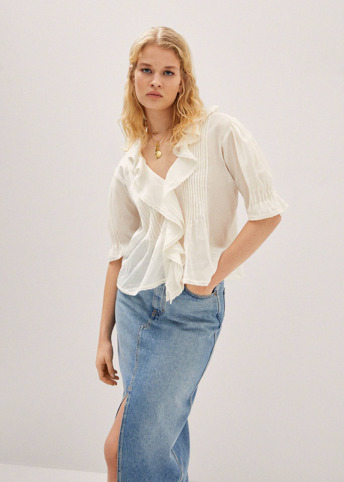 Puff-Sleeve Plain Ruffled Bow Blouse main image 0