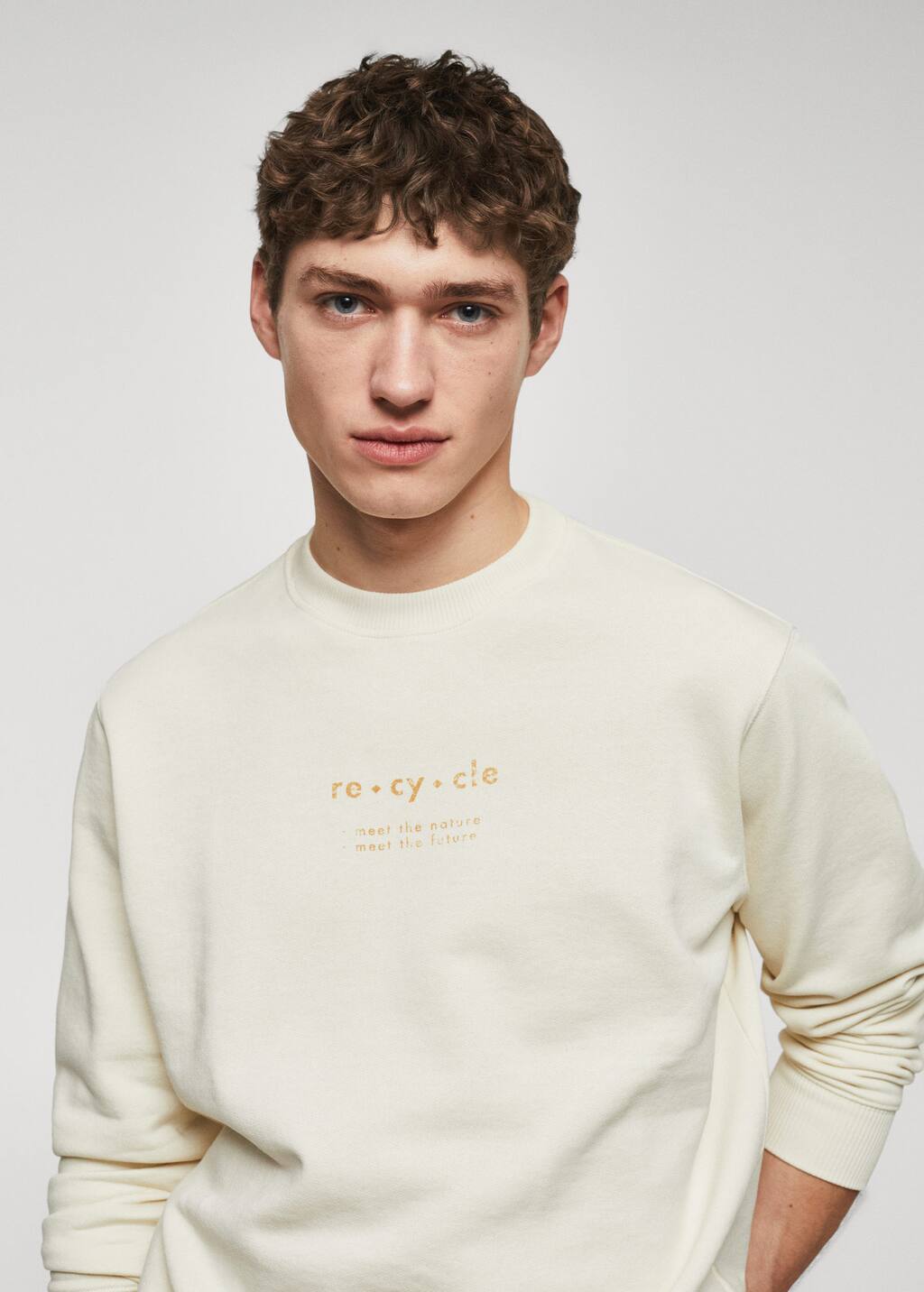 Mango 100% cotton sweatshirt text. 4