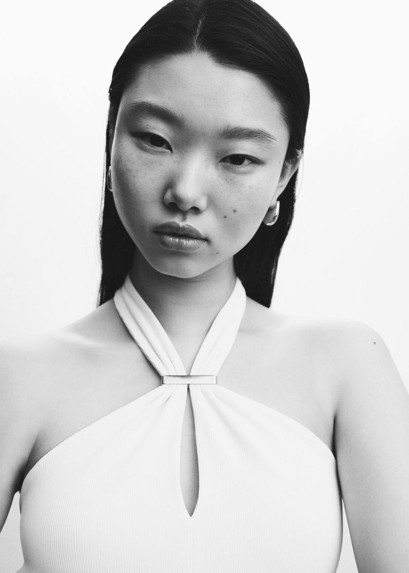 Top Halter Detalle Met lico Mujer Mango Andorra top-halter-detalle-met-lico-mujer-mango-andorra