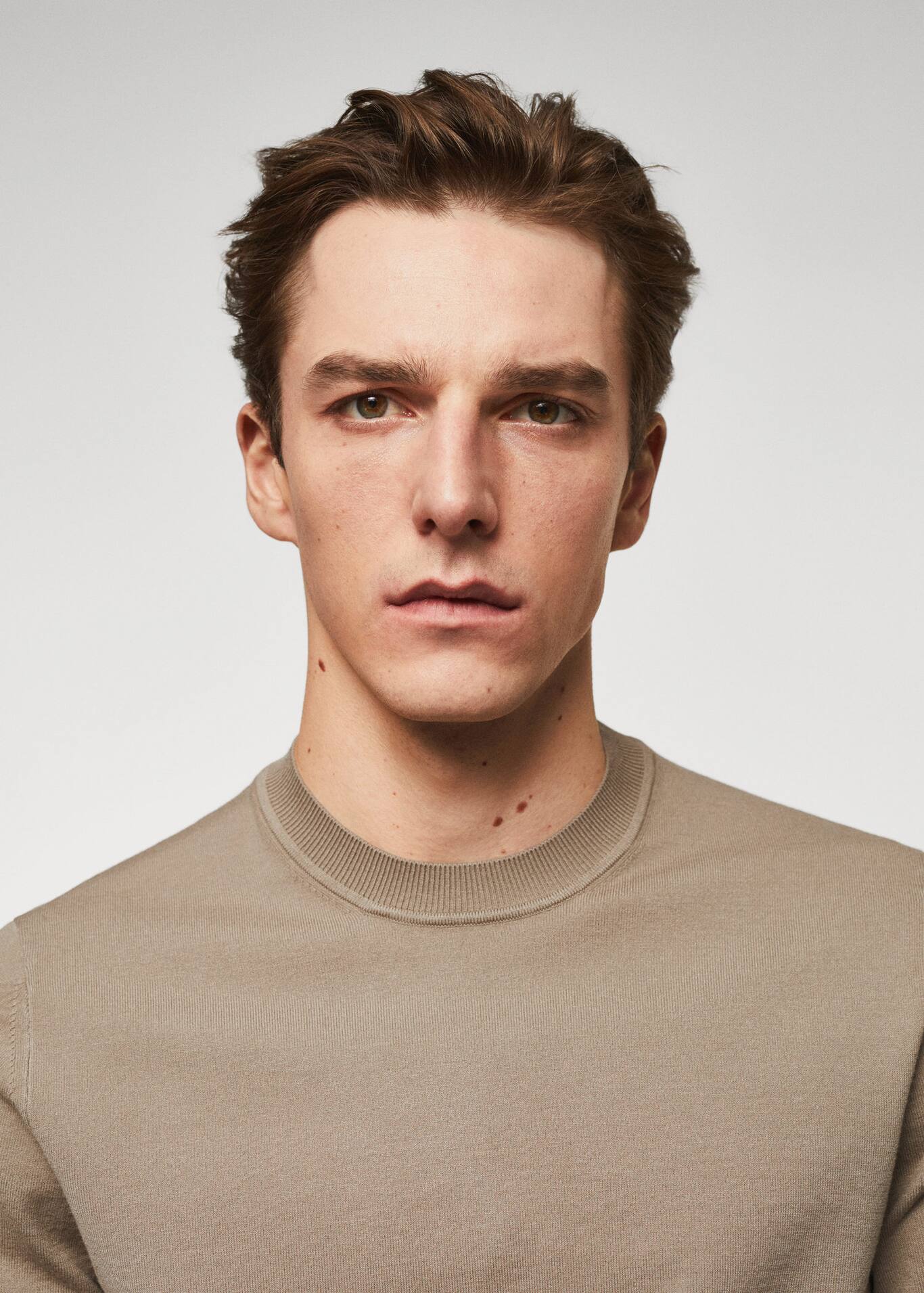 Fine-knit t-shirt - Men | Mango Man USA