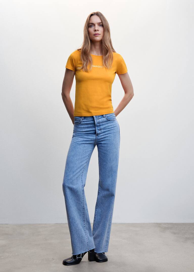 shinning-logo-t-shirt-woman-mango-the-philippines