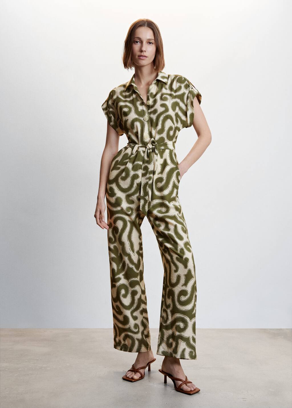 Mango Zweifarbiger, langer Jumpsuit. 1