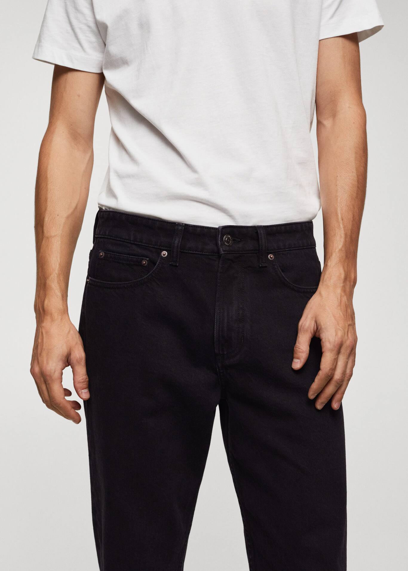 Taperedfit jeans Men Mango Man USA