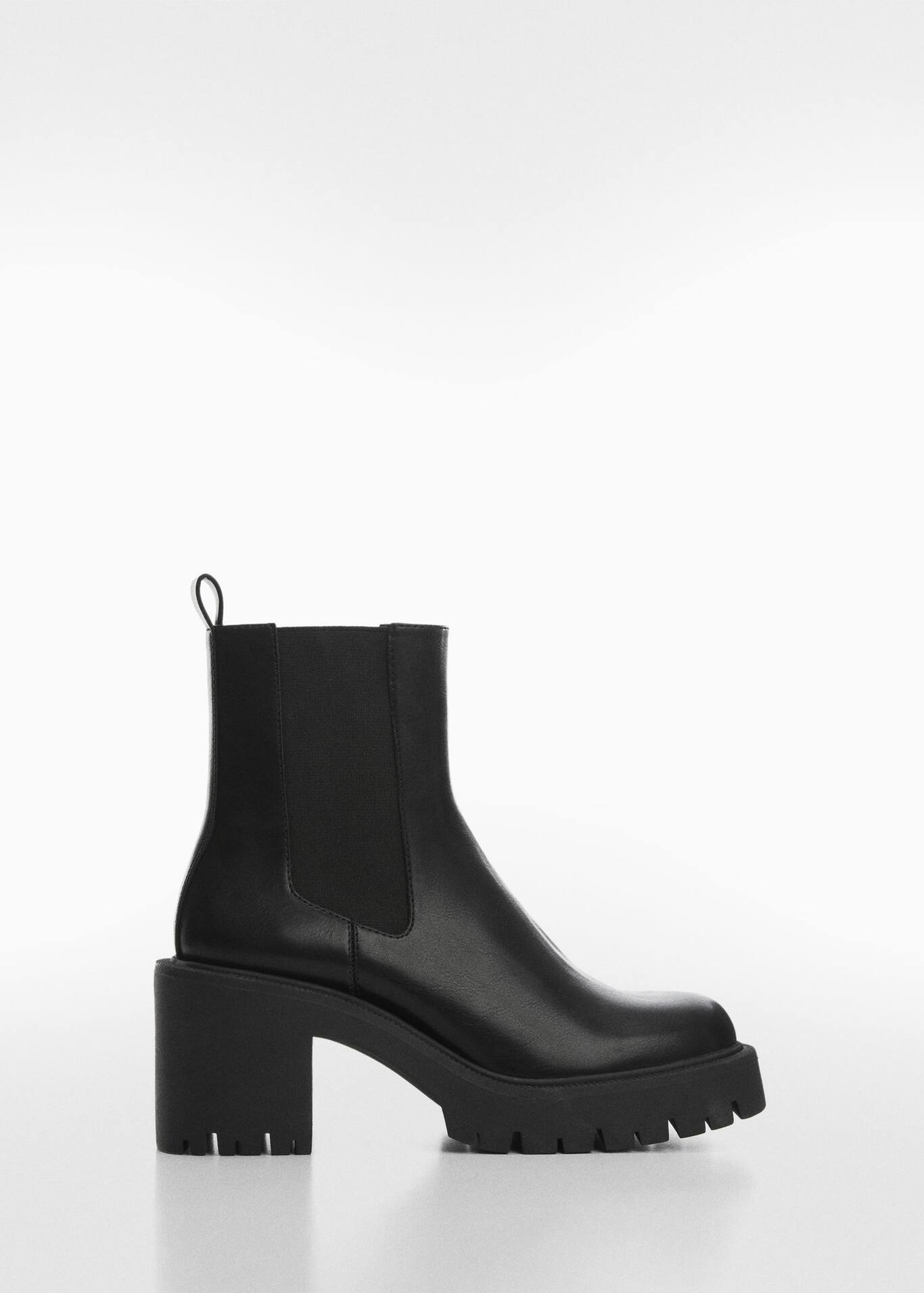 Track sole chelsea boots Women Mango USA