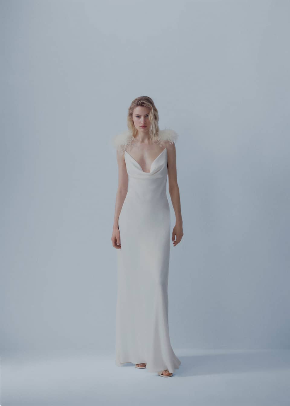 Carolyn Bessette Wedding Dress: 20 Best Inspired Dresses carolyn bessette wedding dress silk dress with feathers