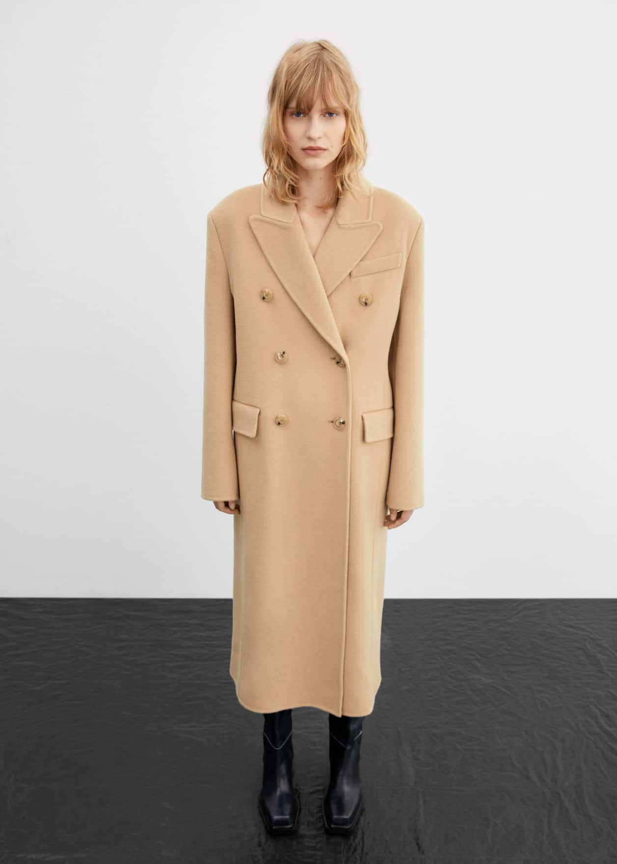 Double-breasted virgin wool coat