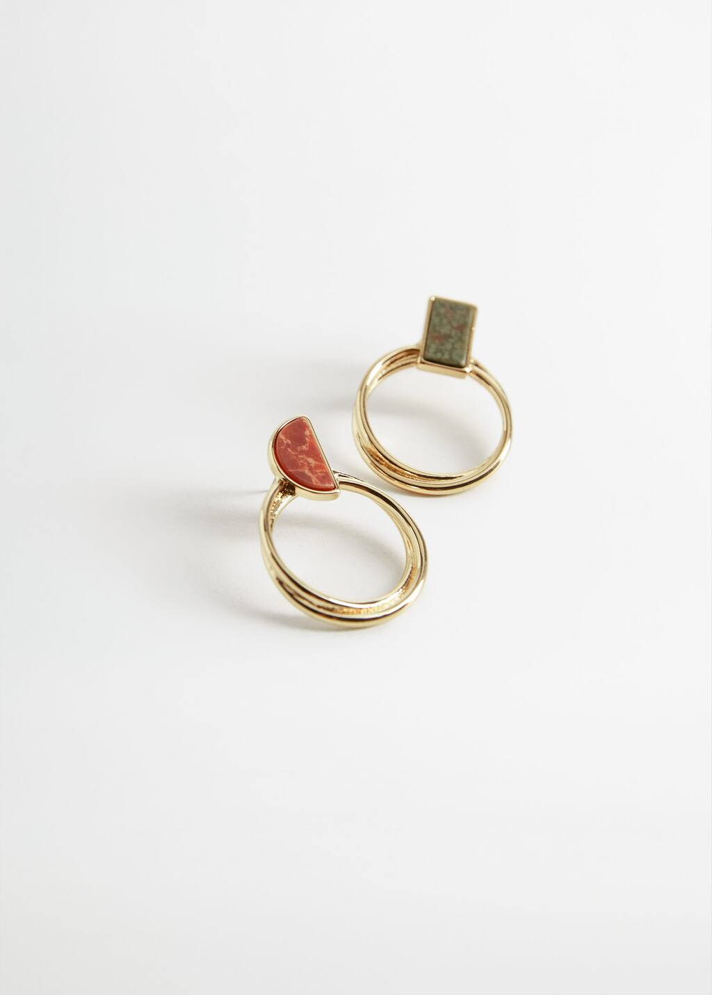 Mango Stone hoop earrings. 2