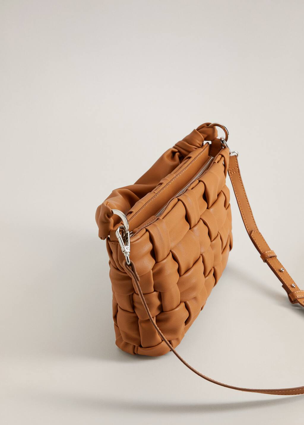 braided design bolsa mango