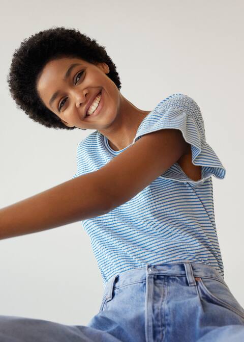 Las camisetas de Mango (rebajadas) que desatan la locura en sus tiendas 4 Moncloa 67019227 52 D1 Moncloa