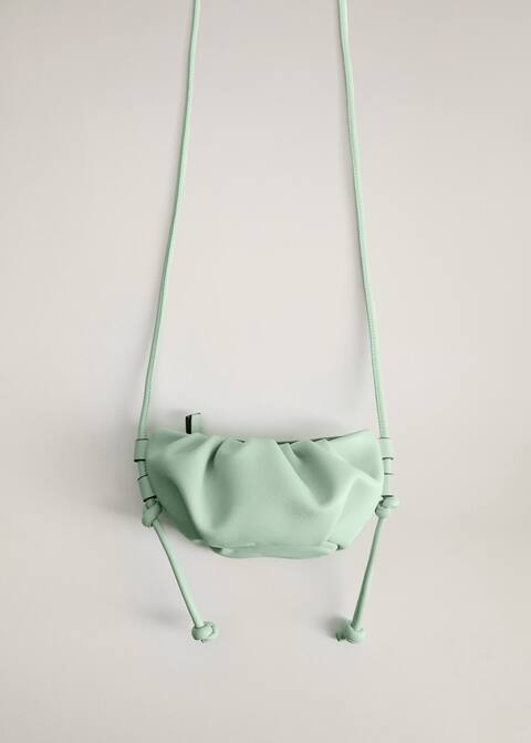 Bolsos de Mango que son ideales para exhibir en primavera 6 Moncloa Mango