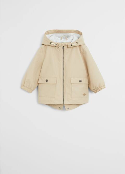 Teknik Kumasli Kapusonlu Yagmurluk Kadin Mango Turkiye