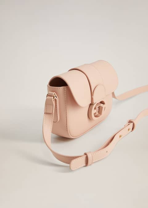 Bolsos de Mango que son ideales para exhibir en primavera 2 Moncloa 67024414 81 D2 Moncloa