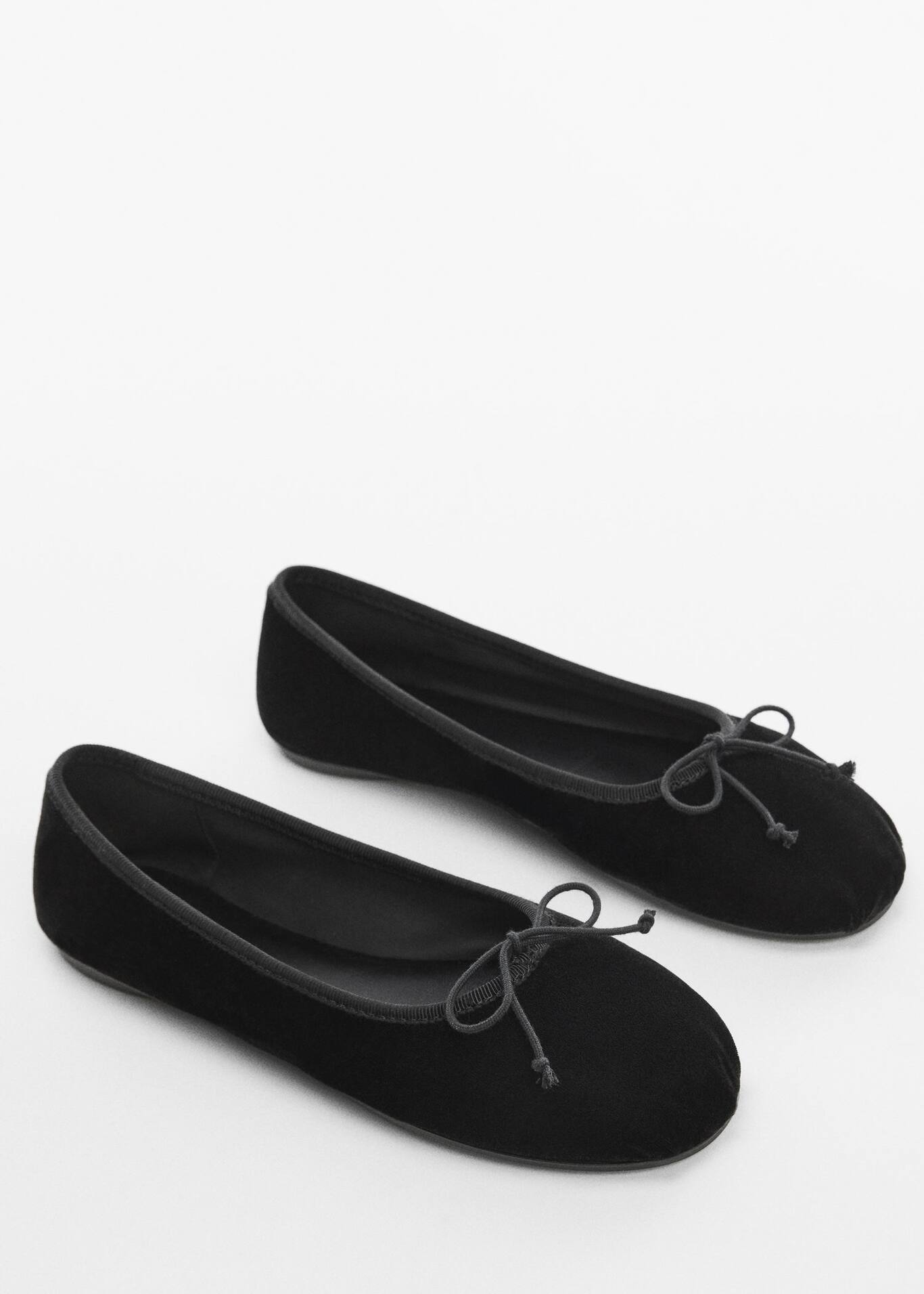 Ballerina shoes with velvet bow Woman Mango South Africa