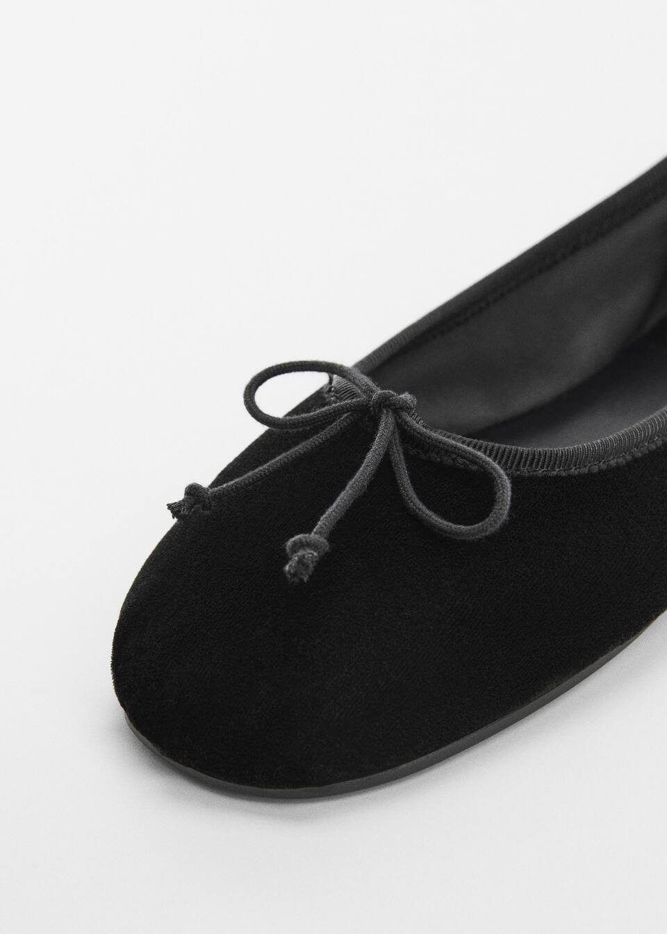 Ballerina shoes with velvet bow Woman Mango South Africa